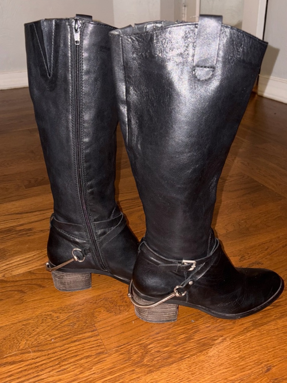 Steve Madden Black Leather Knee-High Buckle Boots